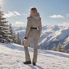 Damen Skianzug One Piece – Alpine Chic mit Kapuze
