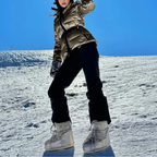 Damen-Skijacke Silber | Wasserabweisend, tailliert, Metallic-Look